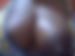 Live cam show with Sessley - Lactating on Hubzter Live