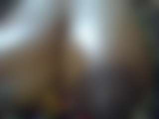 Live cam show with Sessley - Lactating on AdultVida.com