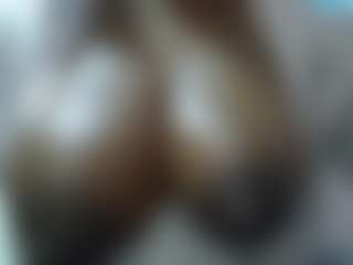 Live cam show with Sessley - Lactating on madthumbs