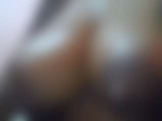 Live cam show with Sessley - Lactating on SxyPornLive