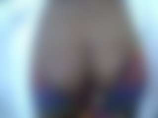 Live cam show with Sessley - Lactating on Cam Slut