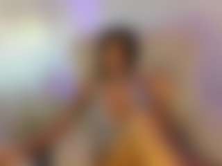 Live cam show with ElisaBaxter - Brown Hair on Mixed Magazine Live