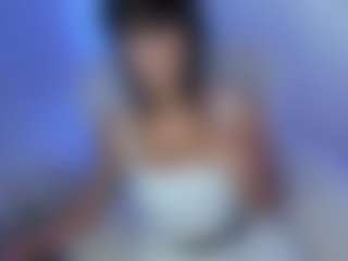 Show live cam dengan ElisaBaxter - Role di Camsoda