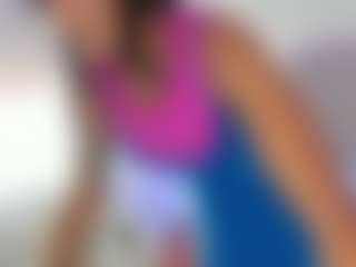 Live cam show with ElisaBaxter - Bikini on Camsoda