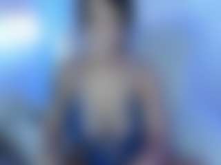 Live cam show with ElisaBaxter - Role on Camsoda