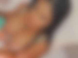 Bellababy's Live Sex Cam Show