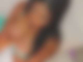 Live-Cam-Show mit Bellababy - Ebony Squirt auf Camsoda