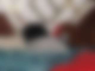 Live cam show with gisellereyess - Outside on googirlz