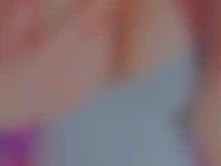 Live cam show with GiseleAlid - Tongue on Chatstar