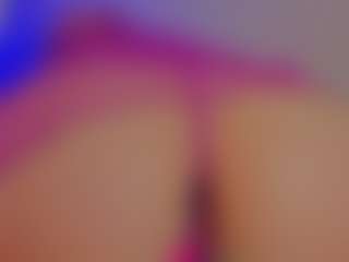 Live cam show with GiseleAlid - Tongue on intimatelivegirls.com