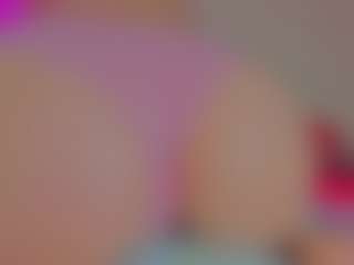 Live cam show with GiseleAlid - Tongue on Cam Slut