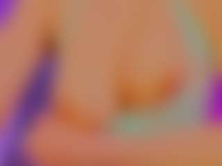 Live cam show with GiseleAlid - Tongue on Mixed Magazine Live