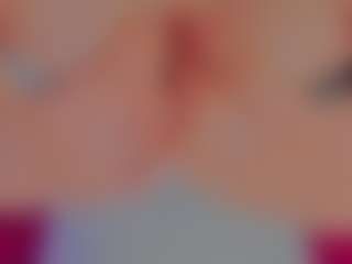Live cam show with GiseleAlid - Tongue on crypto-cams