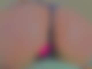 Show live cam dengan GiseleAlid - Tongue di Camsoda