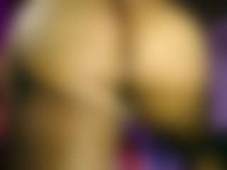 Live cam show with bigassplay - Latina on Camsoda