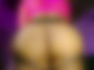 Live cam show with bigassplay - Latina on Camsoda