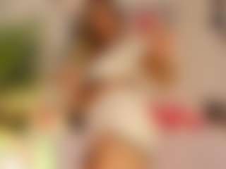 Brianaa-Hot's Live Sex Cam Show