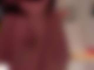 Live cam show with Brianaa-Hot - Body Massage on Camsoda