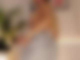 Live cam show with Brianaa-Hot - Blonde Hair on Dolls Live