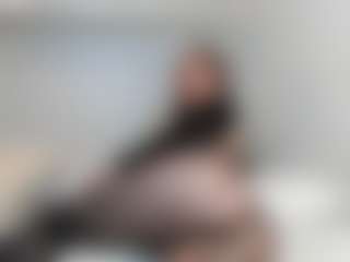 Live cam show with LANA - Ass Bouncing on Dolls Live