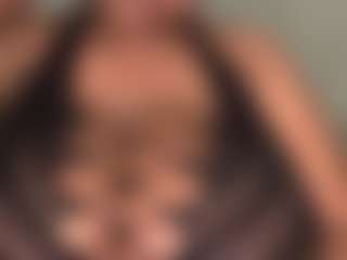 Live cam show with BustyAfribabe - Wife on Camiplay Live