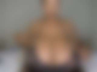 BustyAfribabe's Live Sex Cam Show