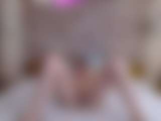Live cam show with milfaolla - Small Ass on Uber Horny