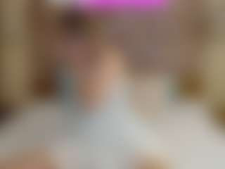 Spettacolo in cam dal vivo con milfaolla - Glasses su Camsoda