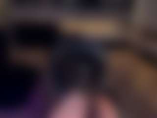 Live cam show with Valeria Roldan - Fingering MILF on Camsoda