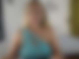 Renata salinas's Live Sex Cam Show