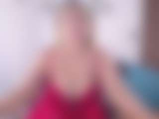 Live cam show with Renata salinas - Granny Blonde Hair on Fling VIP Chat