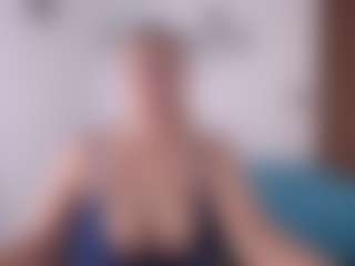 Renata salinas's Live Sex Cam Show
