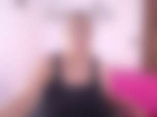 Live cam show with Renata salinas - Granny Blonde Hair on Camsoda