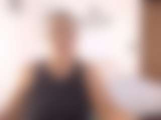 Live cam show with Renata salinas - Bedroom Blonde Hair on liverealitysex.com