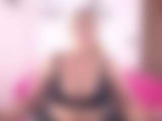 Renata salinas's Live Sex Cam Show