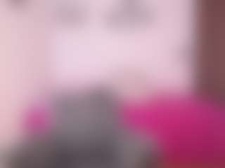 Live cam show with Renata salinas - Granny Blonde Hair on Camsoda