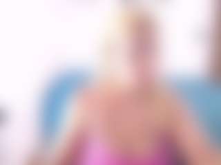 Live cam show with Renata salinas - Granny on Taboo Cams XXX
