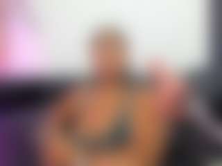 Live cam show with Sara - Toys Young Adult on madthumbs