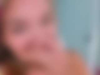 Chloe's Live Sex Cam Show