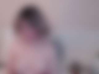 Live cam show with Darkheto - Shower on dropp.cam
