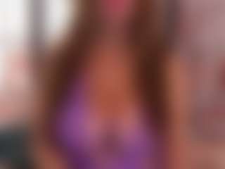 Live cam show with BeccaDelux - Brown Hair on eurowanks.com