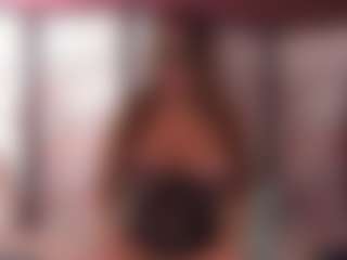 BeccaDelux's Live Sex Cam Show
