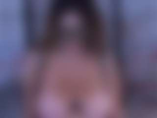 Live cam show with BeccaDelux - Granny Squirt on CamwithHer