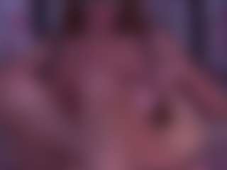 Live cam show with BeccaDelux - Granny Big Ass on Hubzter Live