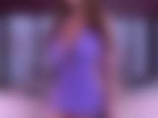 Live cam show with BeccaDelux - Granny Brown Hair on AdultVida.com