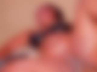 Live cam show with sofi-hill - Grandes Tetas on justonemore.cc