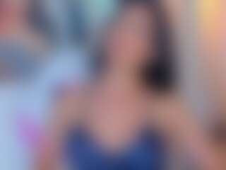 IsabellaTsDoll's Live Sex Cam Show