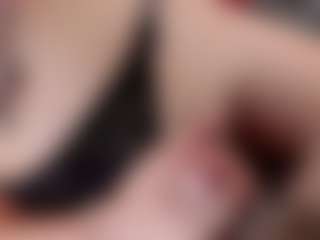 Live cam show with NahomySweetxx - Smoking on SinfulBabes