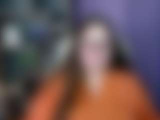 Live cam show with DaniellaGrace - Living Room on Instabang