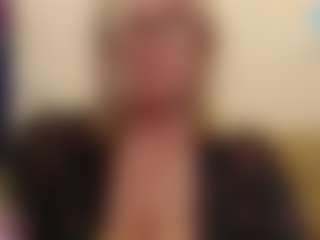Live cam show with IlariaCetoi - Granny BBW on Adult Interactions